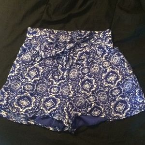 Blue and white Soft shorts with bow tie